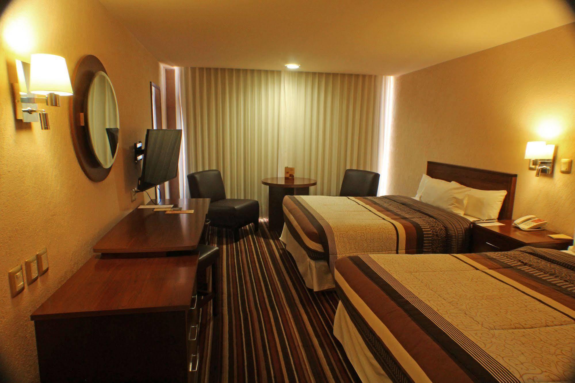 Hotel Real Plaza Aguascalientes Zewnętrze zdjęcie
